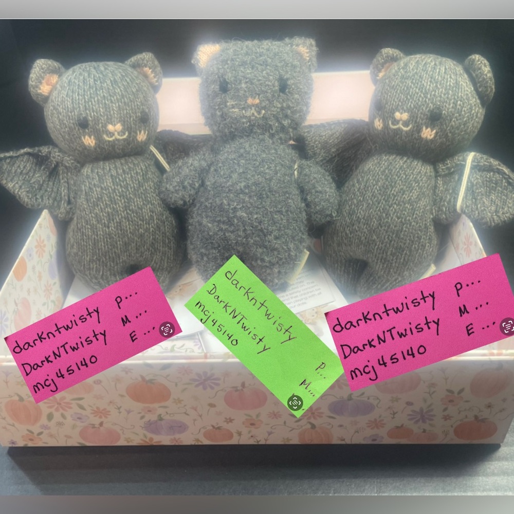 3 PIECE BNWT 2025 CUDDLE + KIND 2 KNIT BLACK BATS AND  1 BOUCLE BLACK CAT